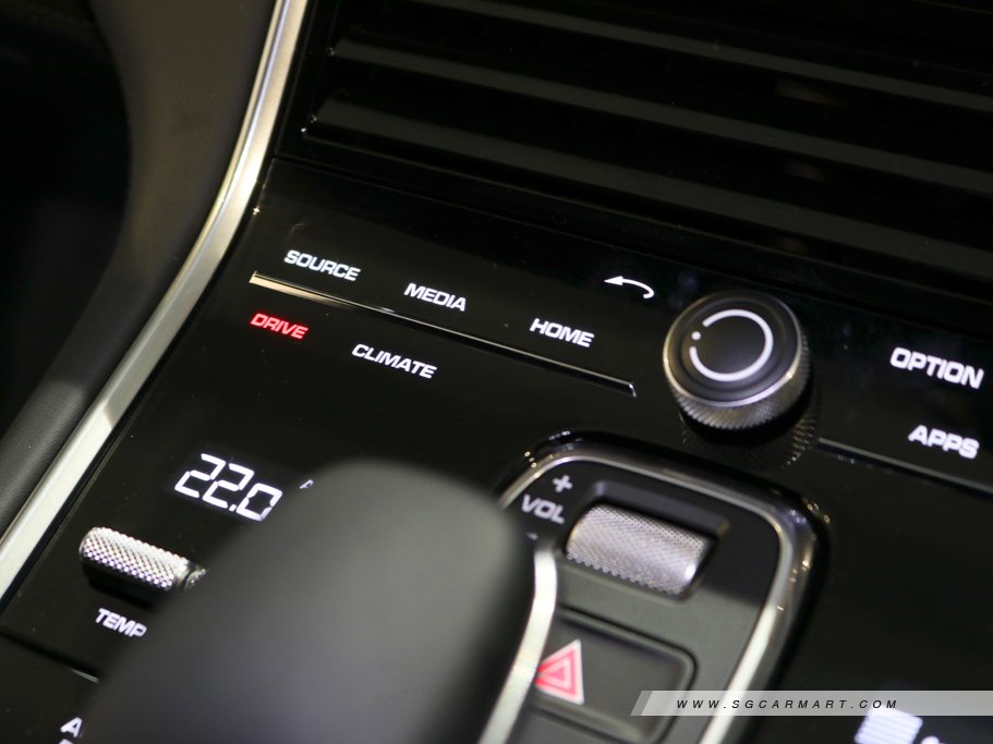 https://i.i-sgcm.com/new_cars/cars/12012/12012_g45