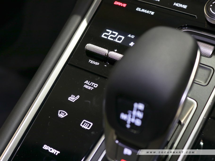 https://i.i-sgcm.com/new_cars/cars/12012/12012_g47