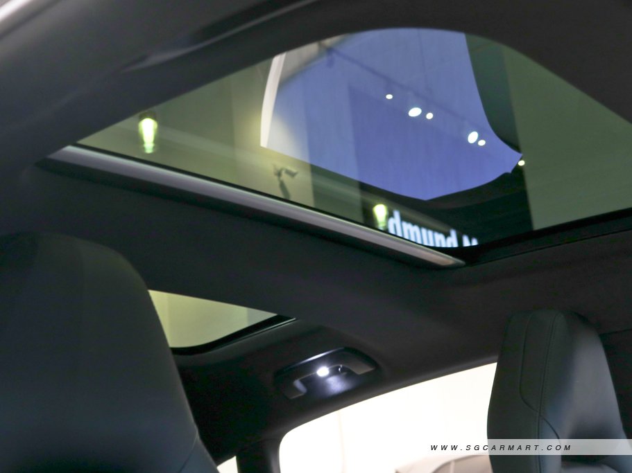 https://i.i-sgcm.com/new_cars/cars/12012/12012_g51