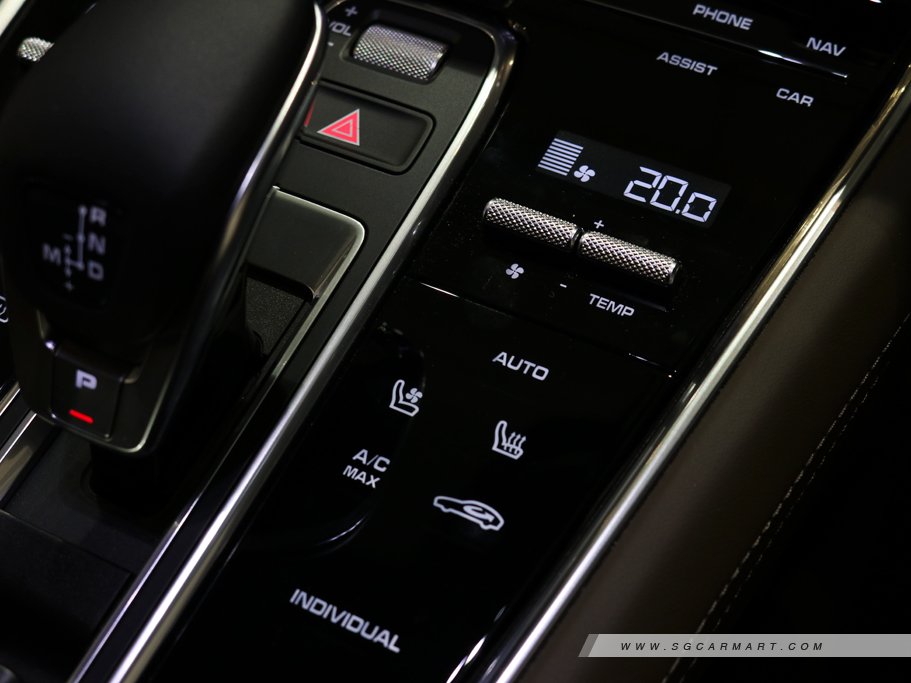 https://i.i-sgcm.com/new_cars/cars/12012/12012_g75