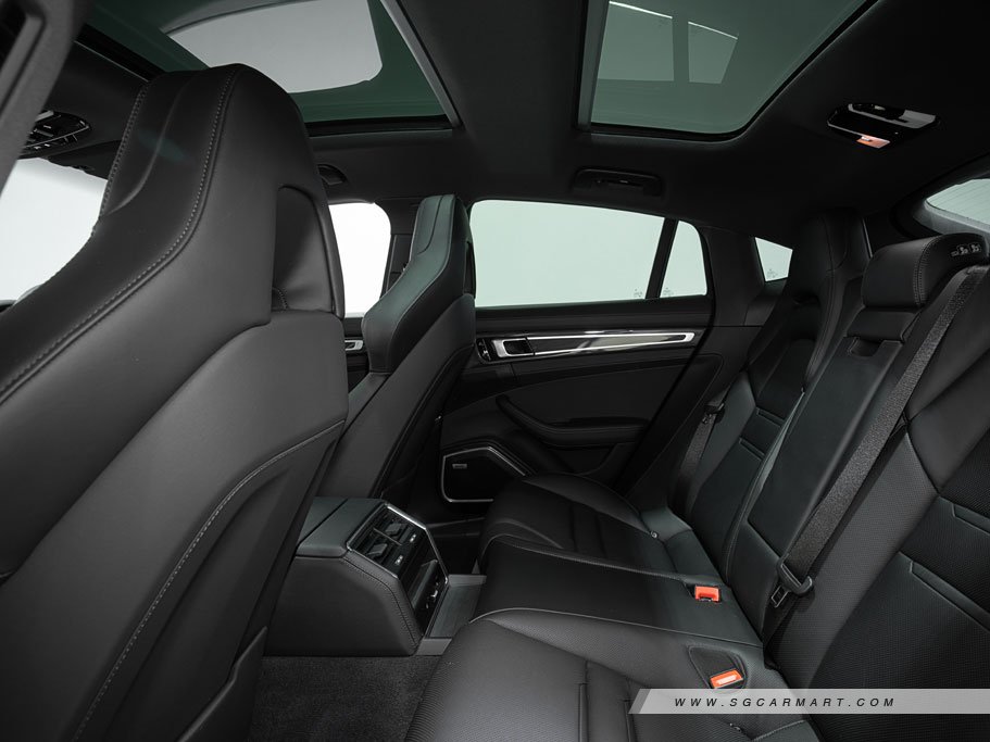 Porsche Panamera PDK 2.9 97