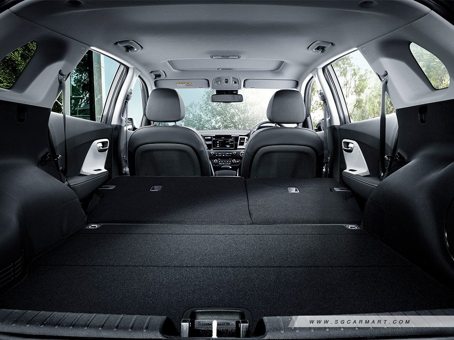 https://i.i-sgcm.com/new_cars/cars/12023/12023_g12