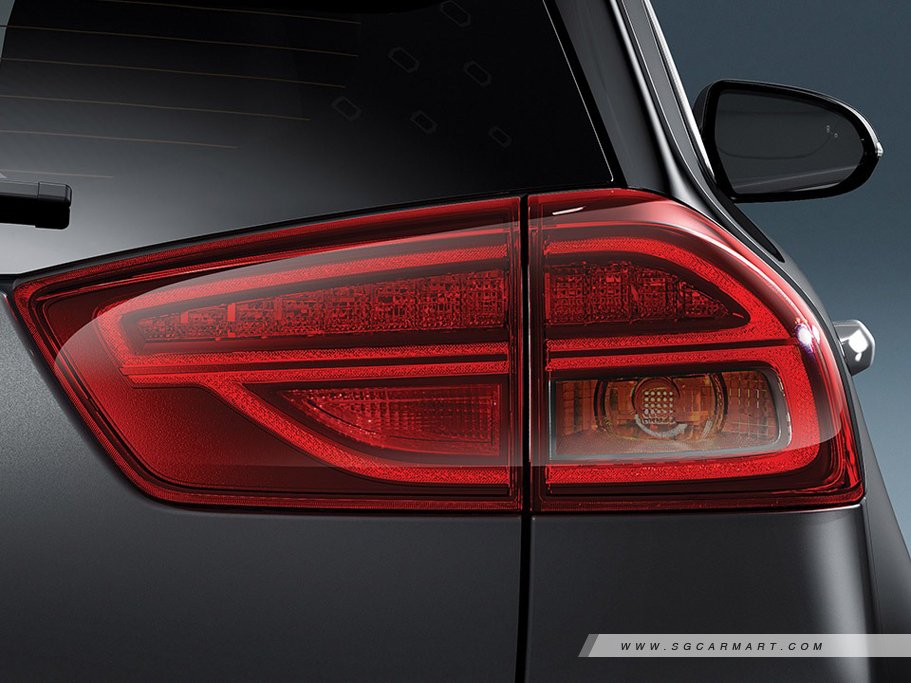 https://i.i-sgcm.com/new_cars/cars/12023/12023_g49