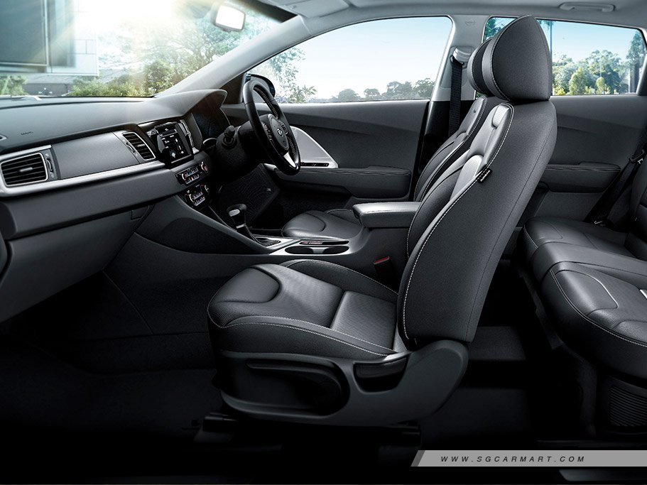 https://i.i-sgcm.com/new_cars/cars/12023/12023_g9