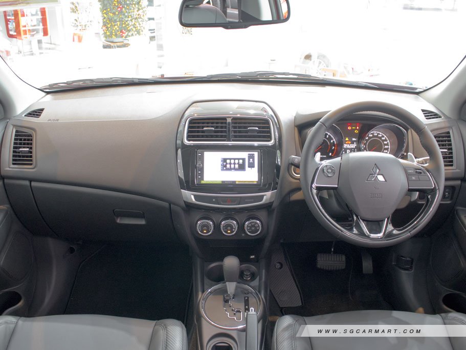 https://i.i-sgcm.com/new_cars/cars/12024/12024_g19