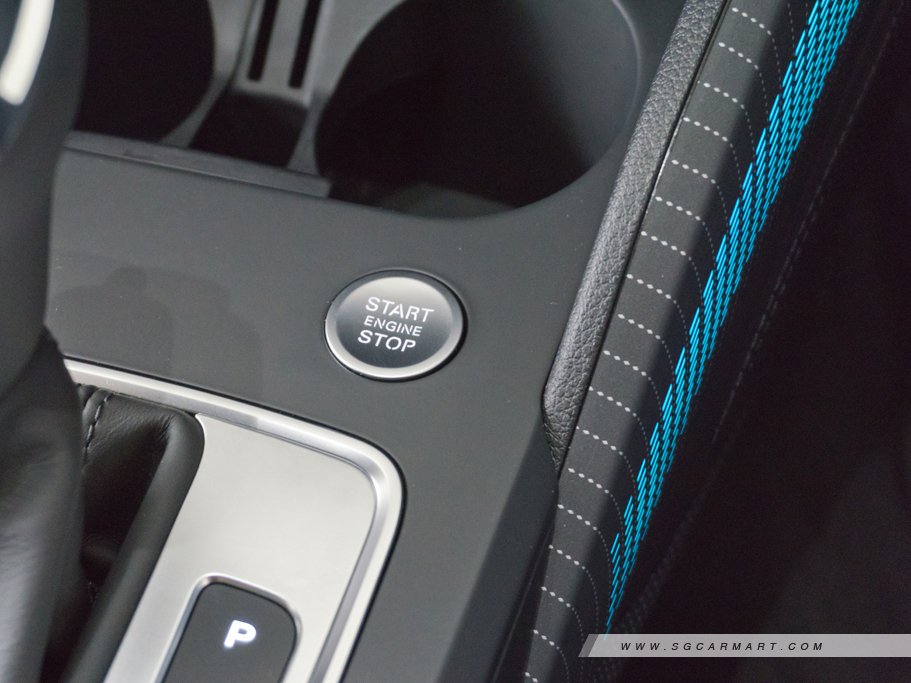 https://i.i-sgcm.com/new_cars/cars/12032/12032_g108