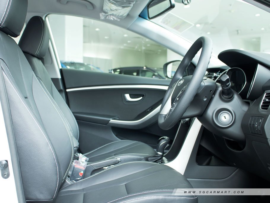 https://i.i-sgcm.com/new_cars/cars/12039/12039_g27