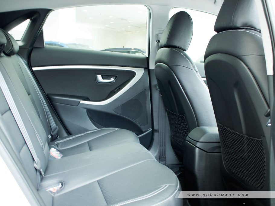 https://i.i-sgcm.com/new_cars/cars/12039/12039_g28