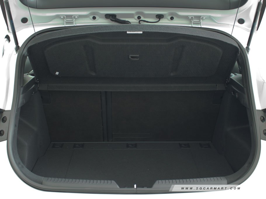 https://i.i-sgcm.com/new_cars/cars/12039/12039_g39