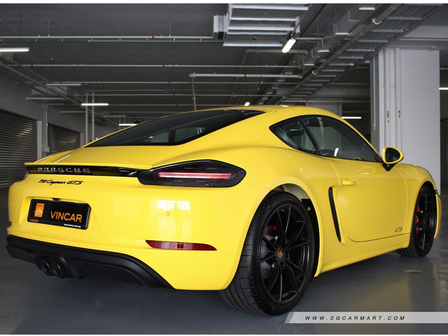 https://i.i-sgcm.com/new_cars/cars/12040/12040_g13