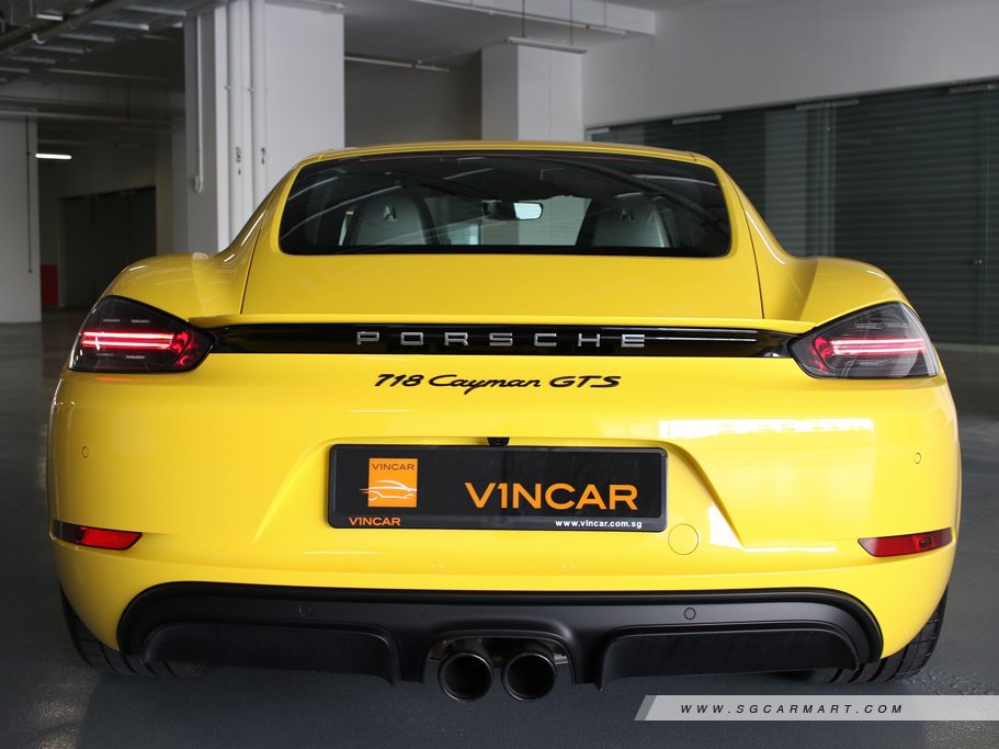 https://i.i-sgcm.com/new_cars/cars/12040/12040_g14