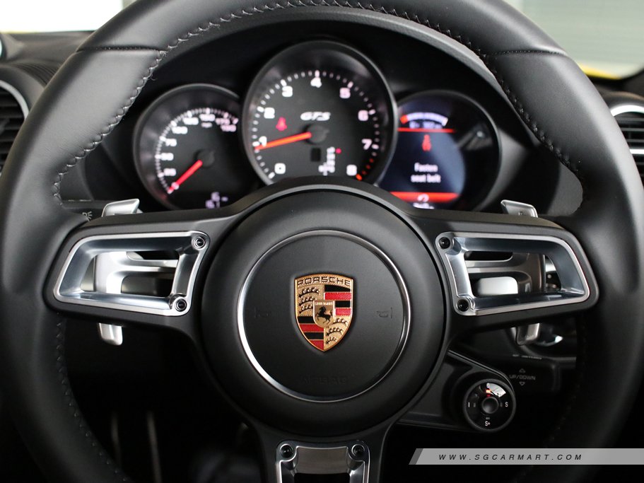https://i.i-sgcm.com/new_cars/cars/12040/12040_g17
