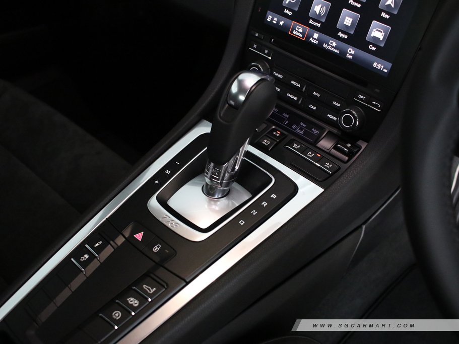 https://i.i-sgcm.com/new_cars/cars/12040/12040_g19