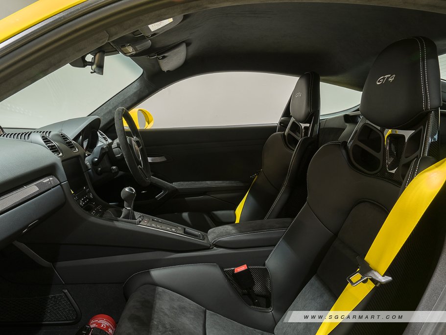 https://i.i-sgcm.com/new_cars/cars/12040/12040_g39