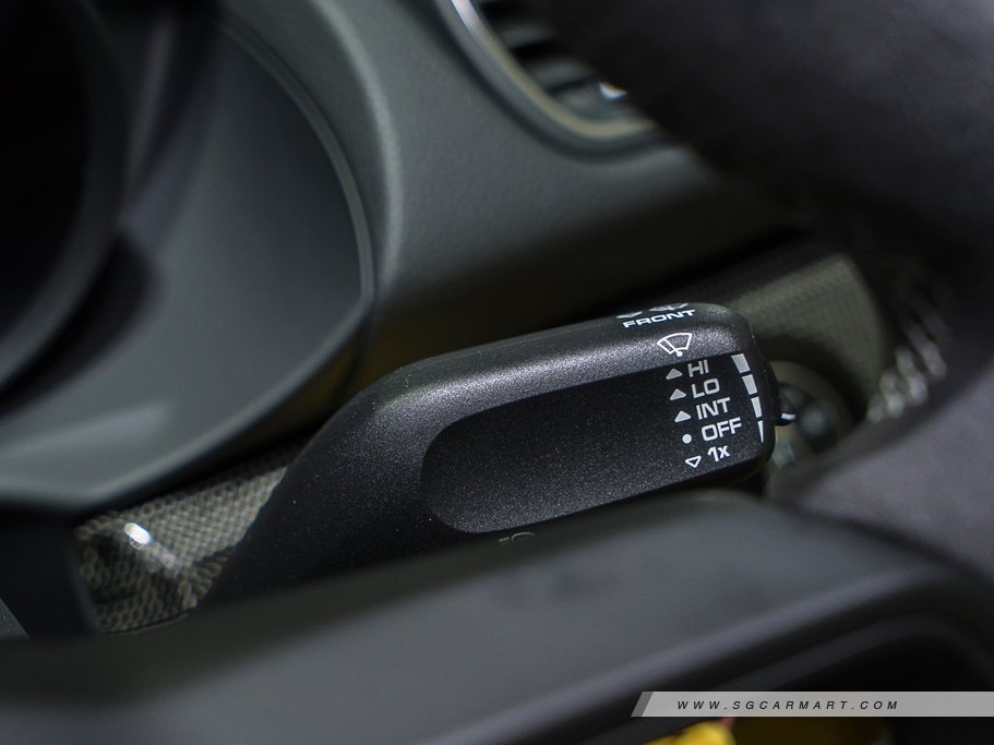 https://i.i-sgcm.com/new_cars/cars/12040/12040_g48