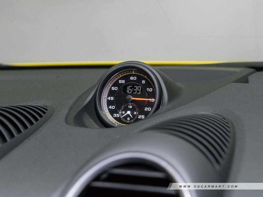 https://i.i-sgcm.com/new_cars/cars/12040/12040_g51