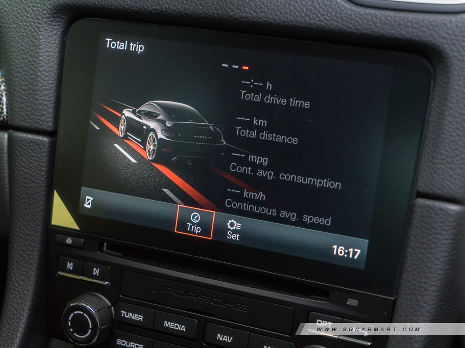 https://i.i-sgcm.com/new_cars/cars/12040/12040_g55