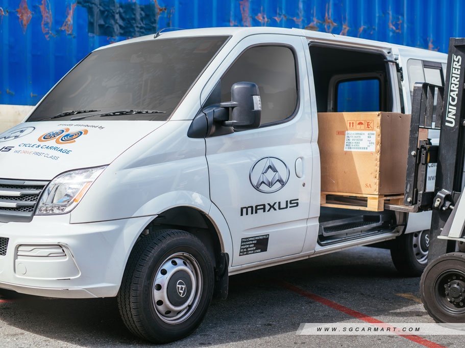 https://i.i-sgcm.com/new_cars/cars/12042/12042_g2