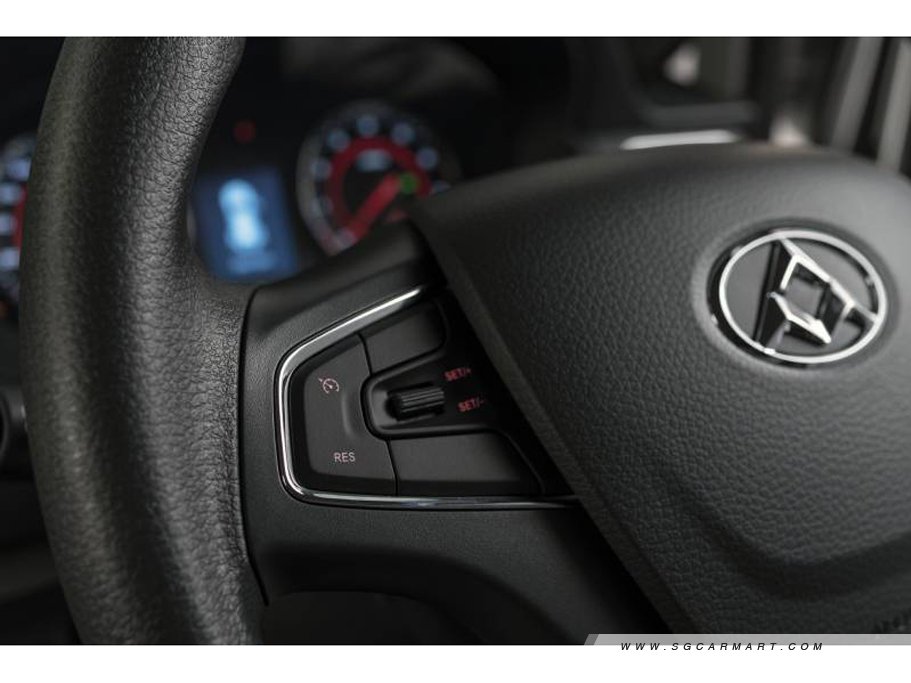 https://i.i-sgcm.com/new_cars/cars/12043/12043_g5