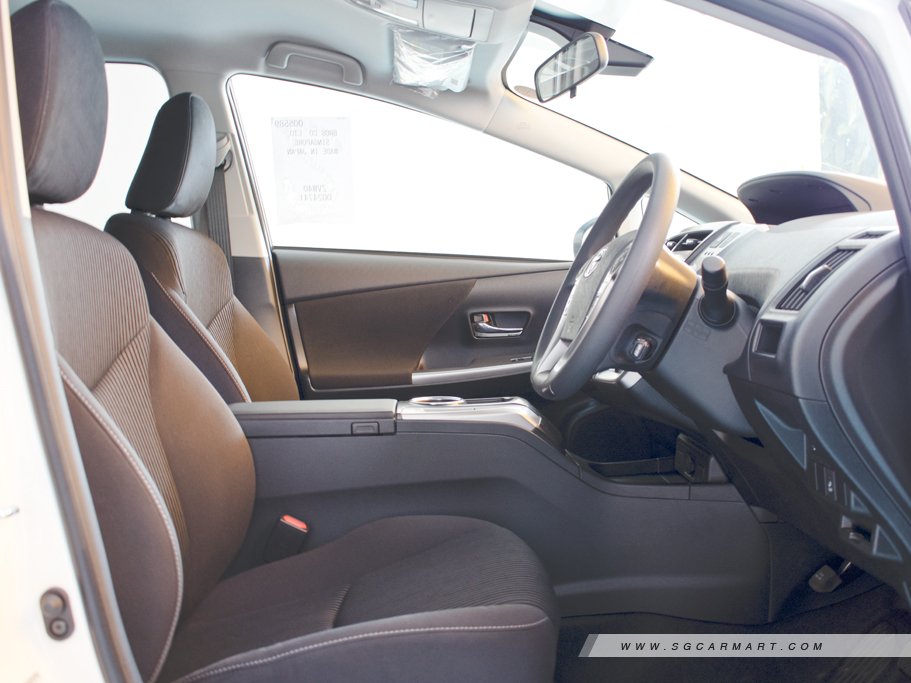 https://i.i-sgcm.com/new_cars/cars/12046/12046_g10