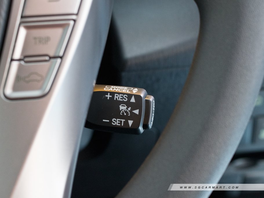 https://i.i-sgcm.com/new_cars/cars/12046/12046_g14