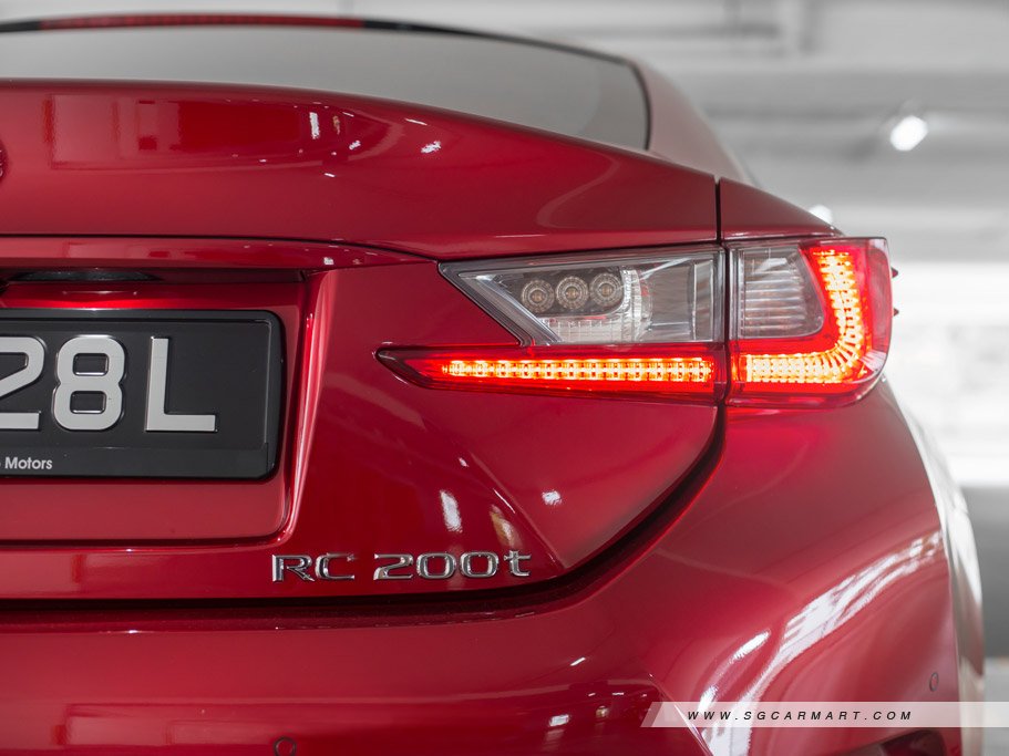 https://i.i-sgcm.com/new_cars/cars/12047/12047_g22