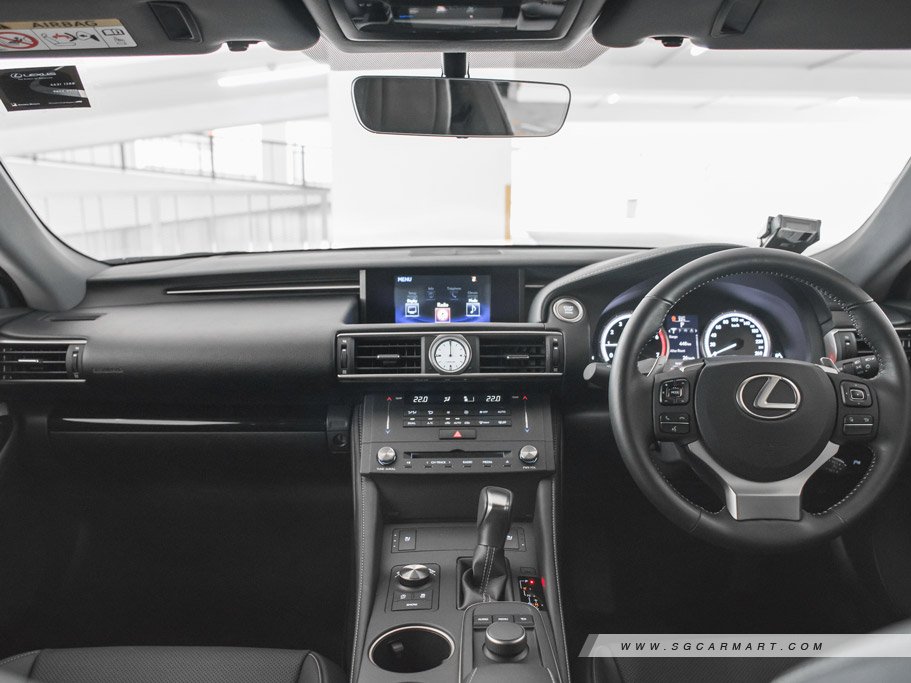 https://i.i-sgcm.com/new_cars/cars/12047/12047_g25