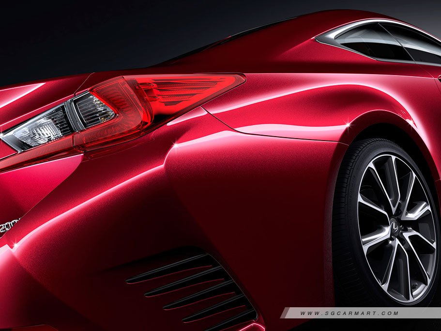 https://i.i-sgcm.com/new_cars/cars/12047/12047_g7