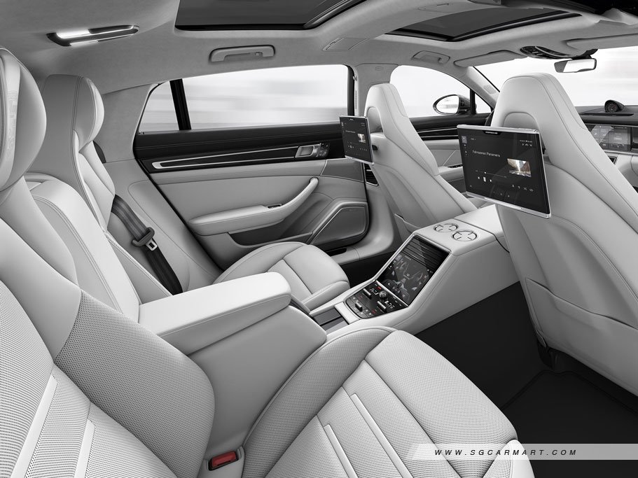 https://i.i-sgcm.com/new_cars/cars/12048/12048_g11