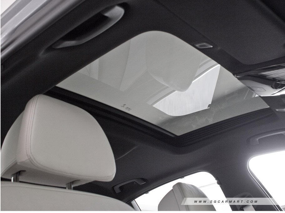 https://i.i-sgcm.com/new_cars/cars/12049/12049_g29