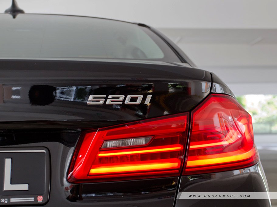 https://i.i-sgcm.com/new_cars/cars/12049/12049_g52