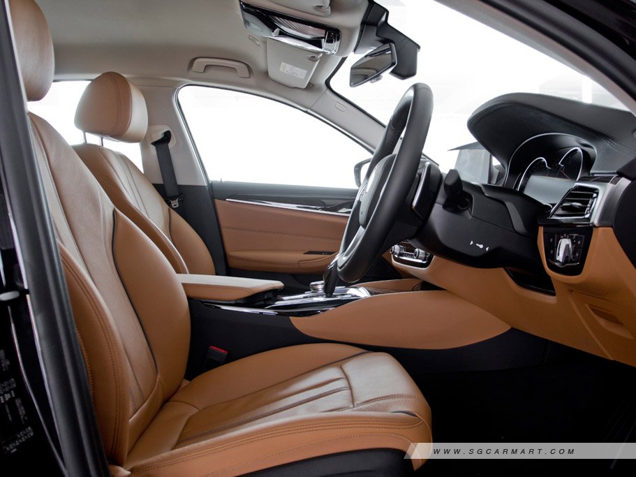 https://i.i-sgcm.com/new_cars/cars/12049/12049_g55