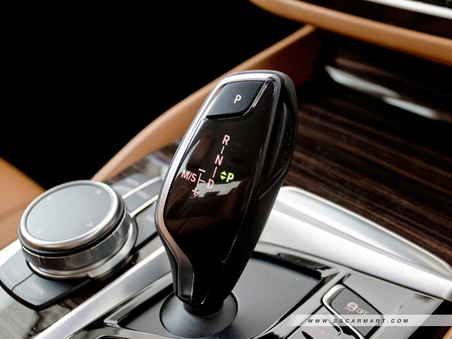https://i.i-sgcm.com/new_cars/cars/12049/12049_g61