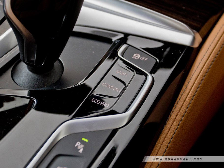 https://i.i-sgcm.com/new_cars/cars/12049/12049_g63