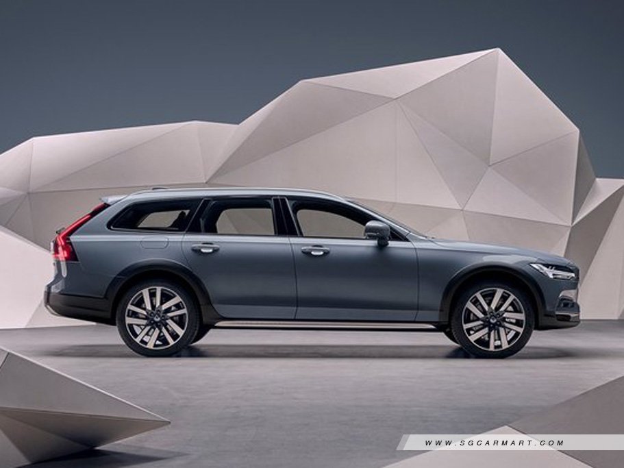 https://i.i-sgcm.com/new_cars/cars/12050/12050_g14