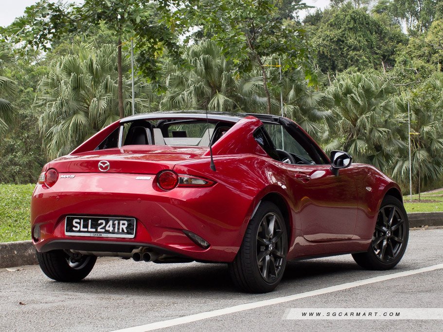 https://i.i-sgcm.com/new_cars/cars/12052/12052_g15