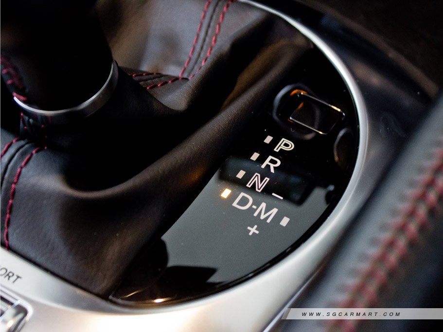 https://i.i-sgcm.com/new_cars/cars/12052/12052_g32