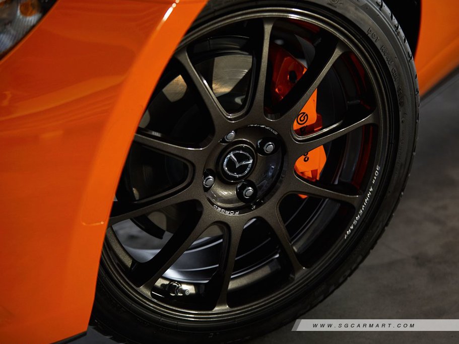 https://i.i-sgcm.com/new_cars/cars/12052/12052_g41