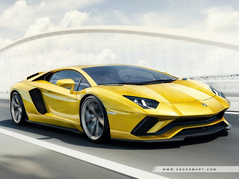 Lamborghini Aventador S Coupe 2