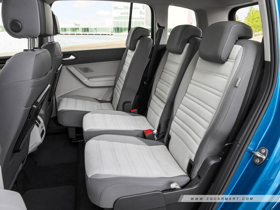 https://i.i-sgcm.com/new_cars/cars/12062/12062_g12