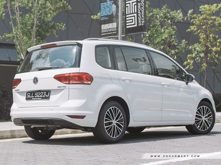 https://i.i-sgcm.com/new_cars/cars/12062/12062_g19