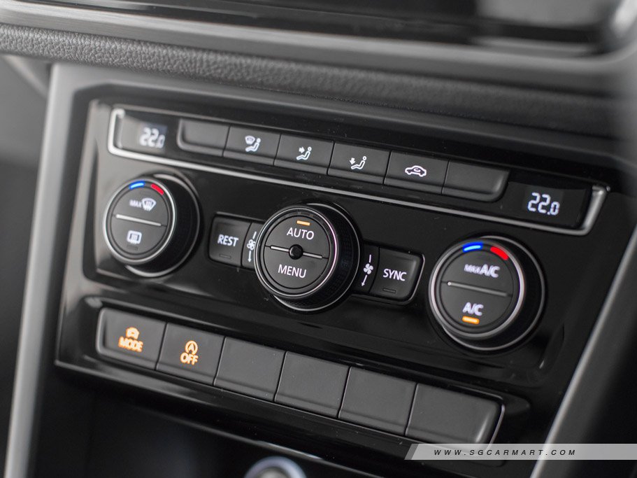 https://i.i-sgcm.com/new_cars/cars/12062/12062_g31