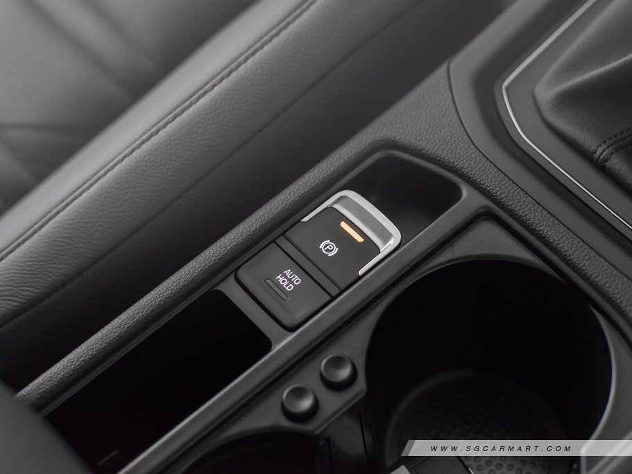 https://i.i-sgcm.com/new_cars/cars/12062/12062_g33