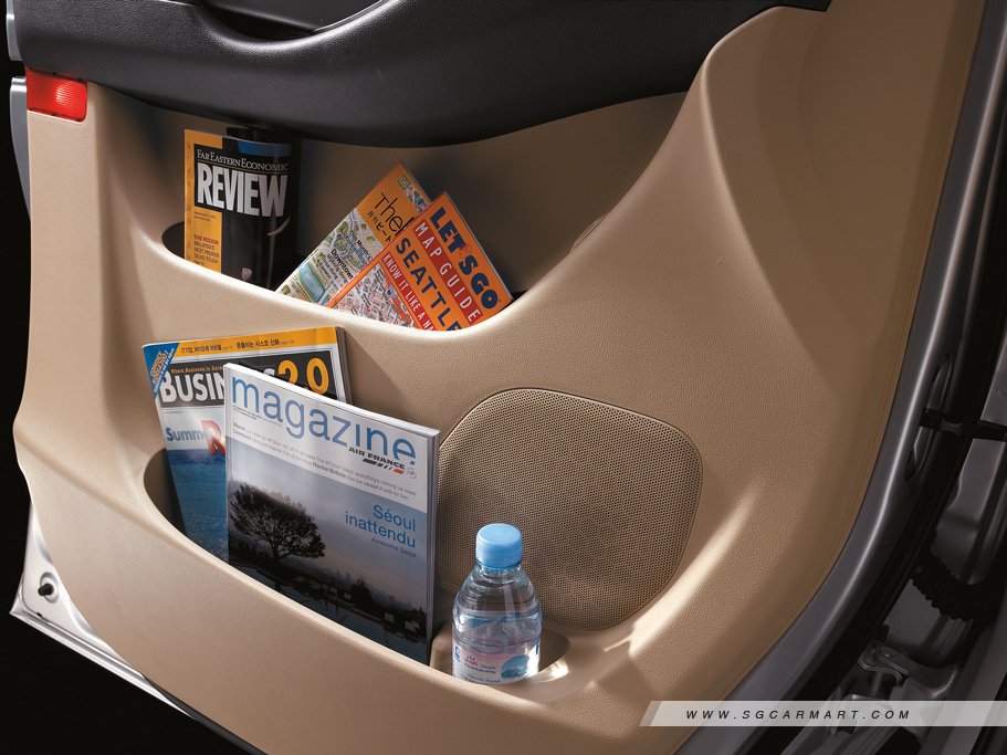 https://i.i-sgcm.com/new_cars/cars/12067/12067_g11