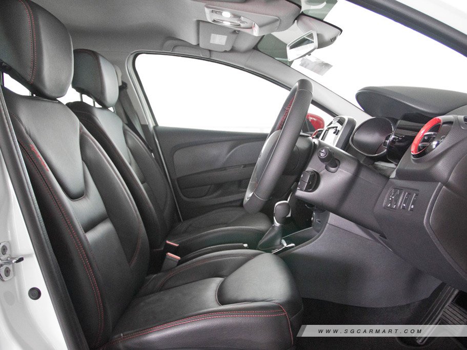 https://i.i-sgcm.com/new_cars/cars/12071/12071_g12