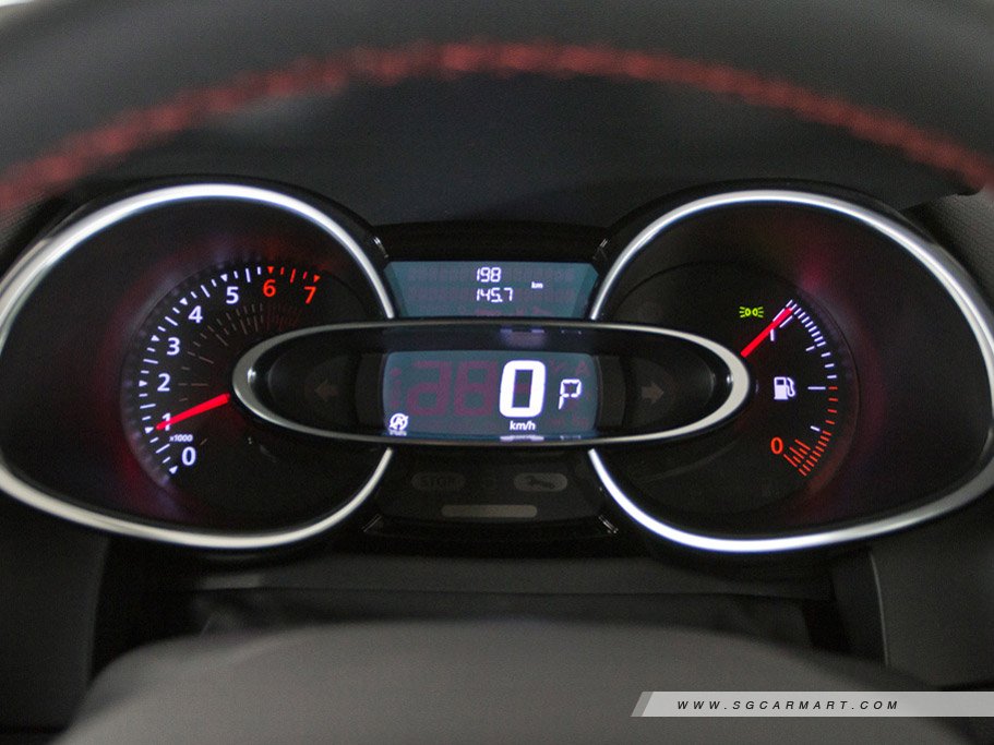 https://i.i-sgcm.com/new_cars/cars/12071/12071_g16