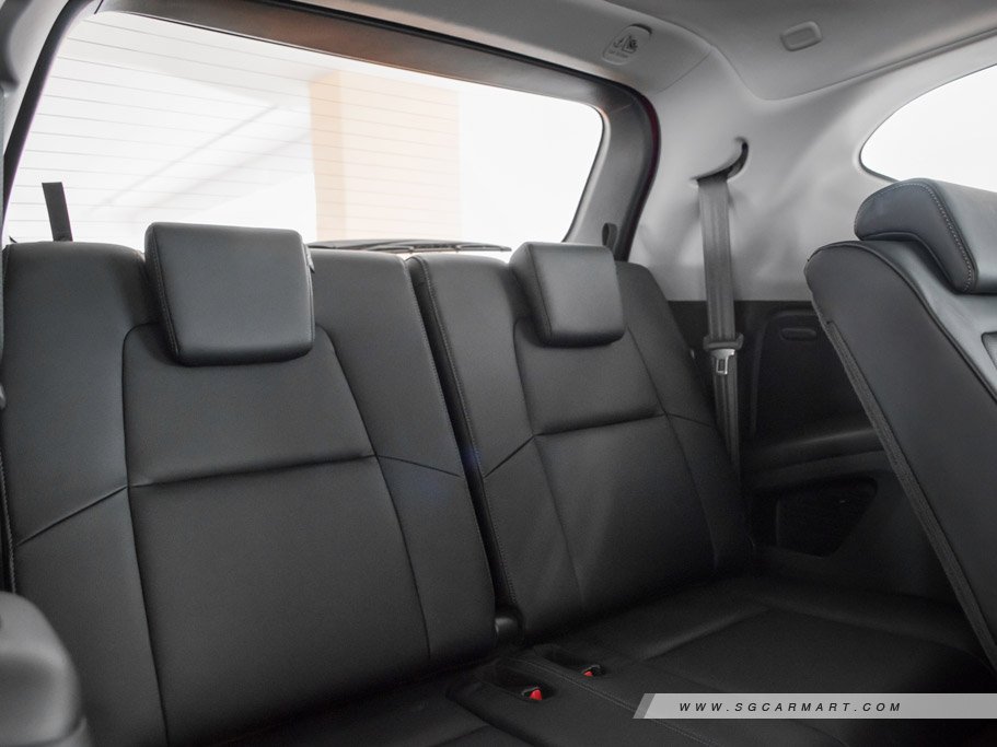 https://i.i-sgcm.com/new_cars/cars/12073/12073_g24