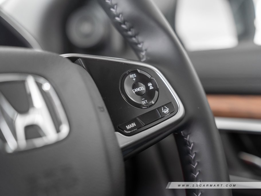 https://i.i-sgcm.com/new_cars/cars/12073/12073_g76