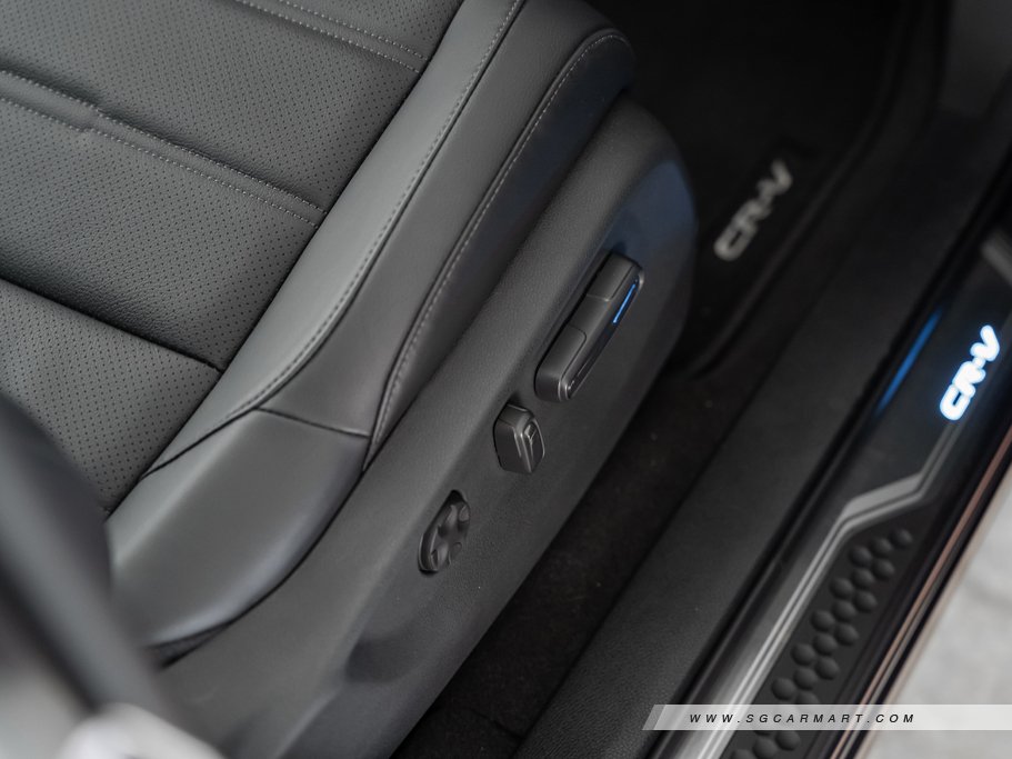https://i.i-sgcm.com/new_cars/cars/12073/12073_g89