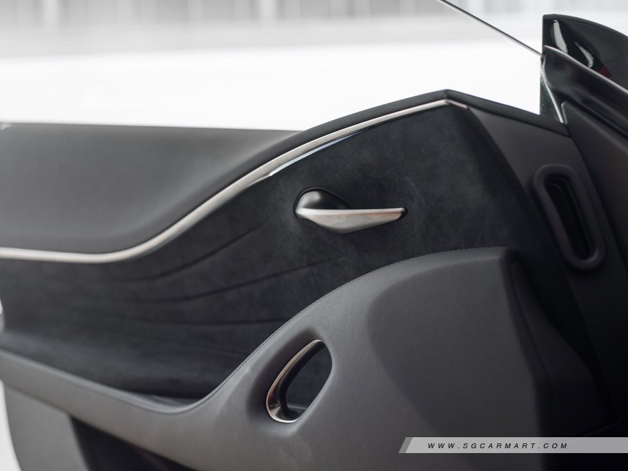 https://i.i-sgcm.com/new_cars/cars/12074/12074_g29